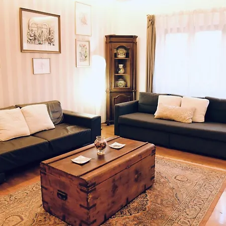 Daire Chic And Elegant In The Heart Of *